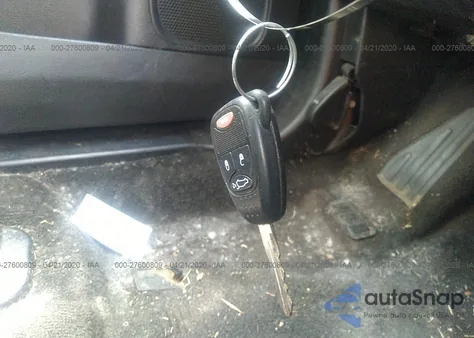 2014 Chrysler 200 Lx z USA, uszkodzony, nr VIN 1C3CCBAB9EN208232